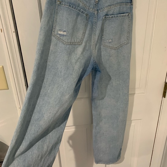 Ripped high rise mom jeans - Picture 3 of 3